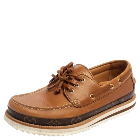 lv boat shoes mens